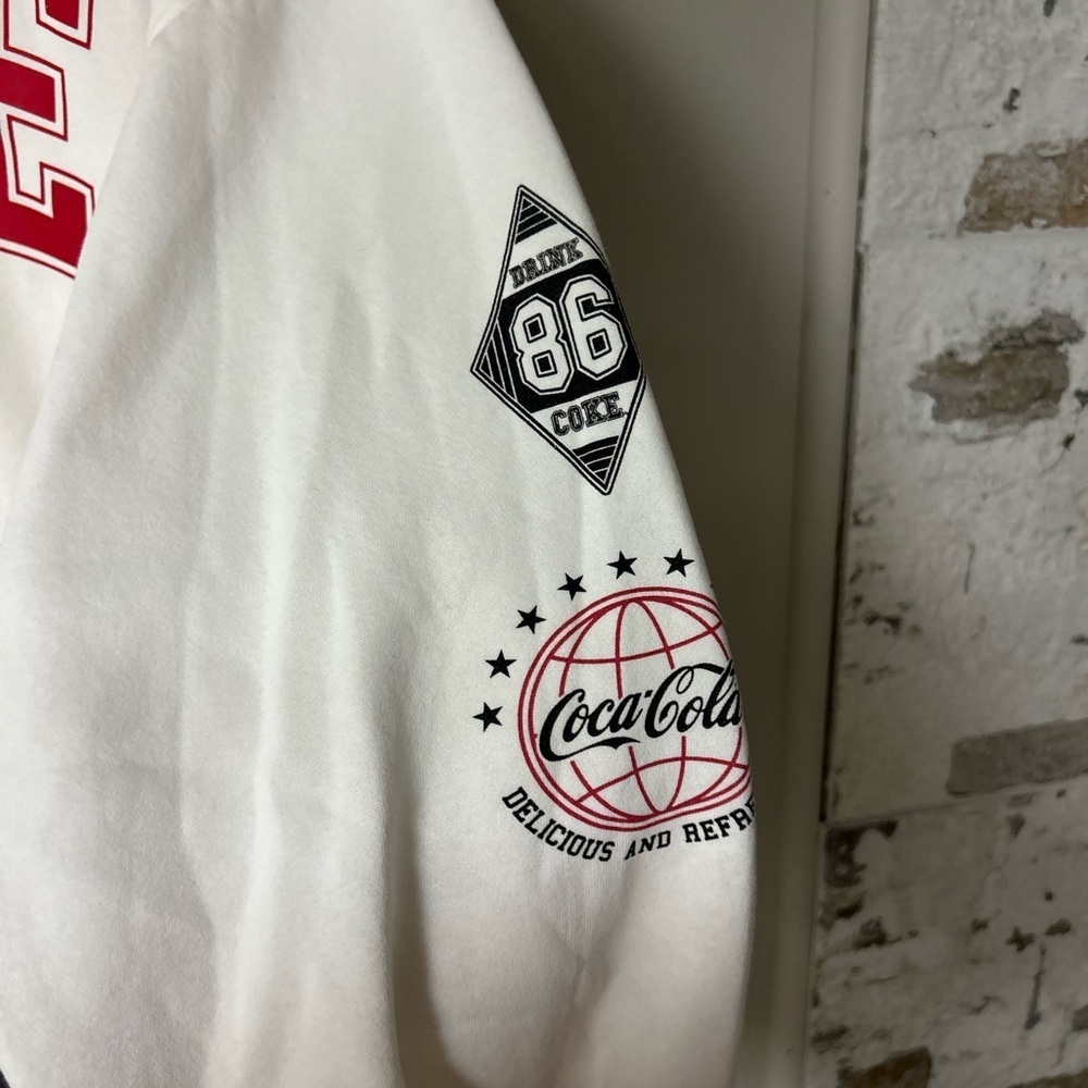 H&M‎ x Coca Cola Big Logo Hoodie - Picture 3 of 5
